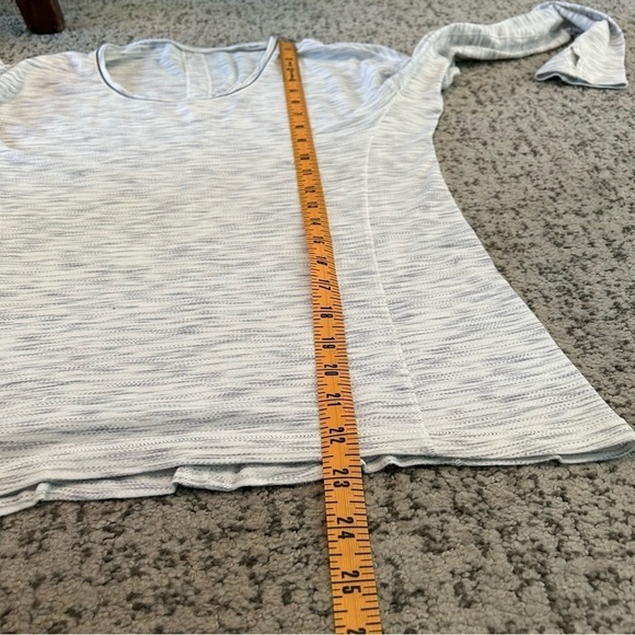Lululemon Space Dye Gray Meant To Move Long Sleeve Athletic Top Size 6 - Picture 12 of 12